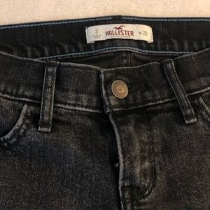 Women's Hollister Shorts Size 3 Like New!